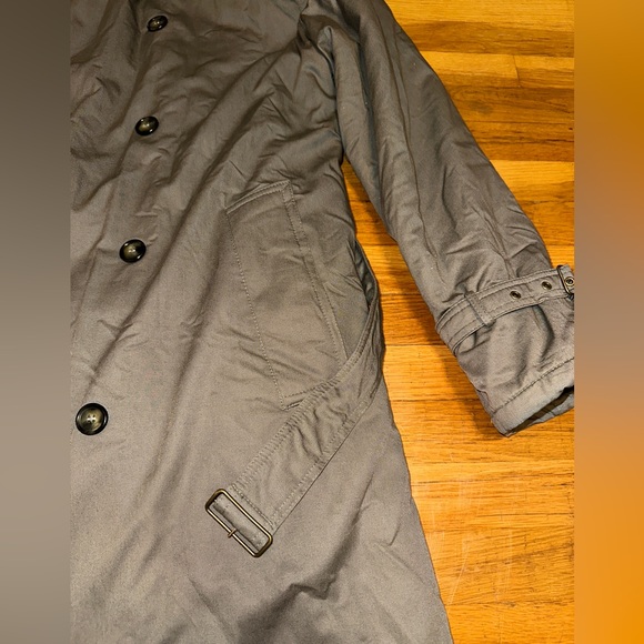 Giorgio Armani Men’s Winter Trench Coat - Picture 4 of 9